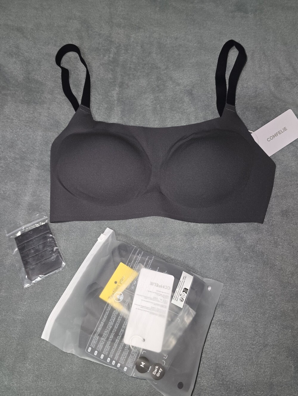 Lot of 2 Comfelie every day bras everyday comfort jelly bra  Size medium Gray